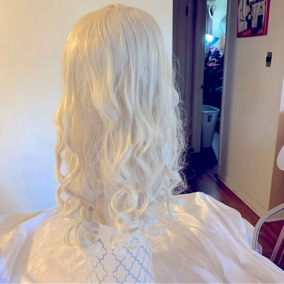 Wig Cosplay Miss U Hair XL Blonde Curls Adjustable Straps Gorgeous - Picture 5 of 9